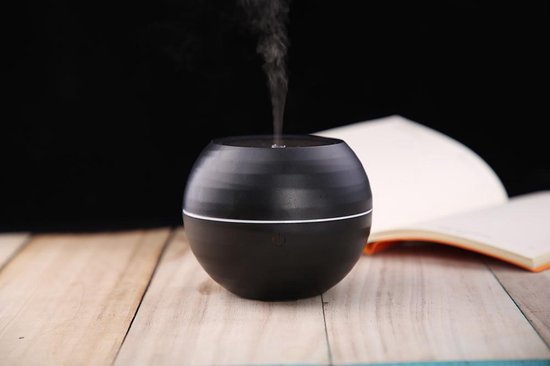 Giftset Aroma Diffuser Trendy Design 230 ml with Cereria Molla Essential Oil Black Orchid & Lily